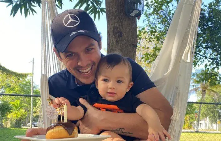 ¡TREMENDO SUSTO! Familia de Hendrick Bages sufrió aparatoso accidente y el conductor se dio a la fuga