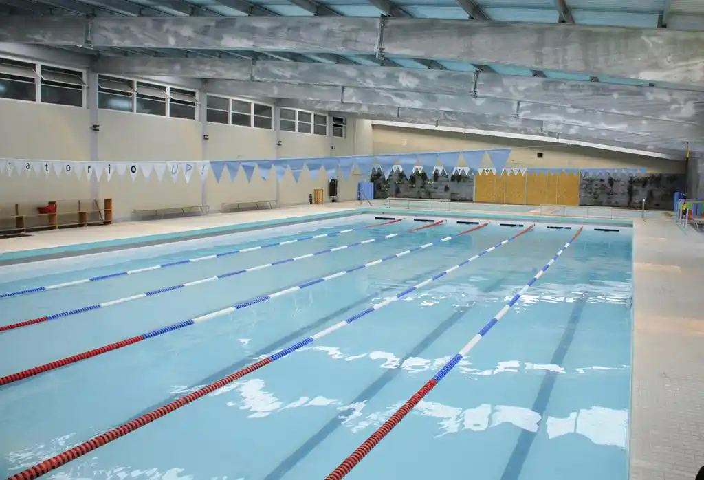 Diego Bustos: Desesperada situación de gimnasios, natatorios, pilates, etc/Cosas que pasan