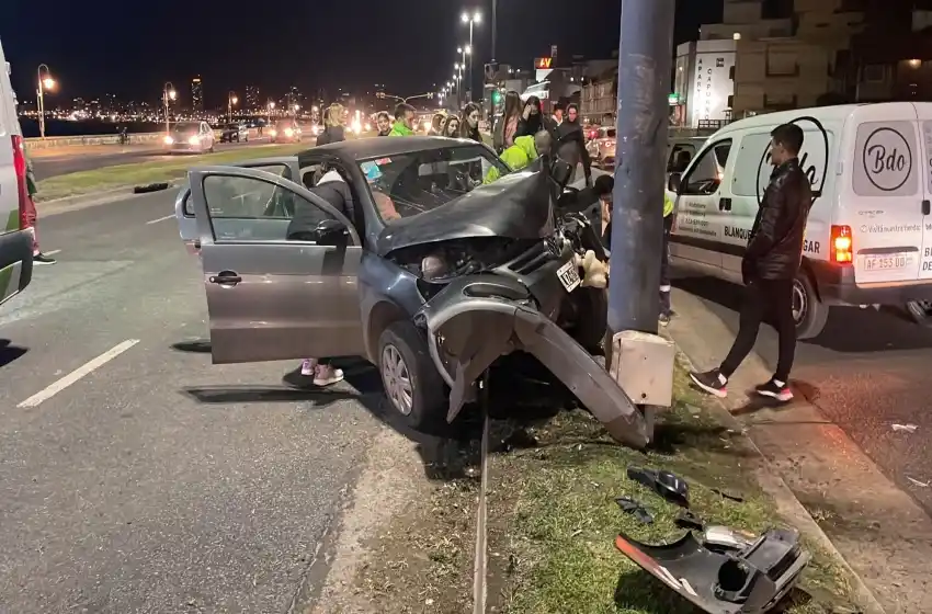 Un bebé hospitalizado, tras un impactante choque en la costa de Mar del Plata
