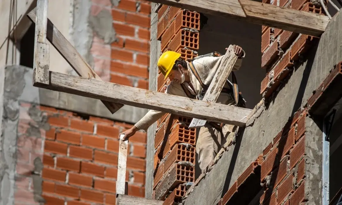 Fuerte caída de la venta de insumos para la construcción en agosto