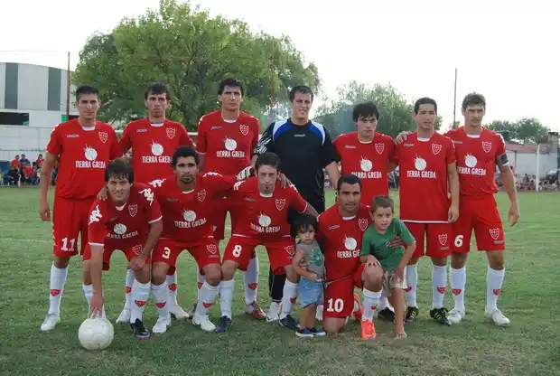 Central Larroque derrotó a Rivadavia en el Núñez