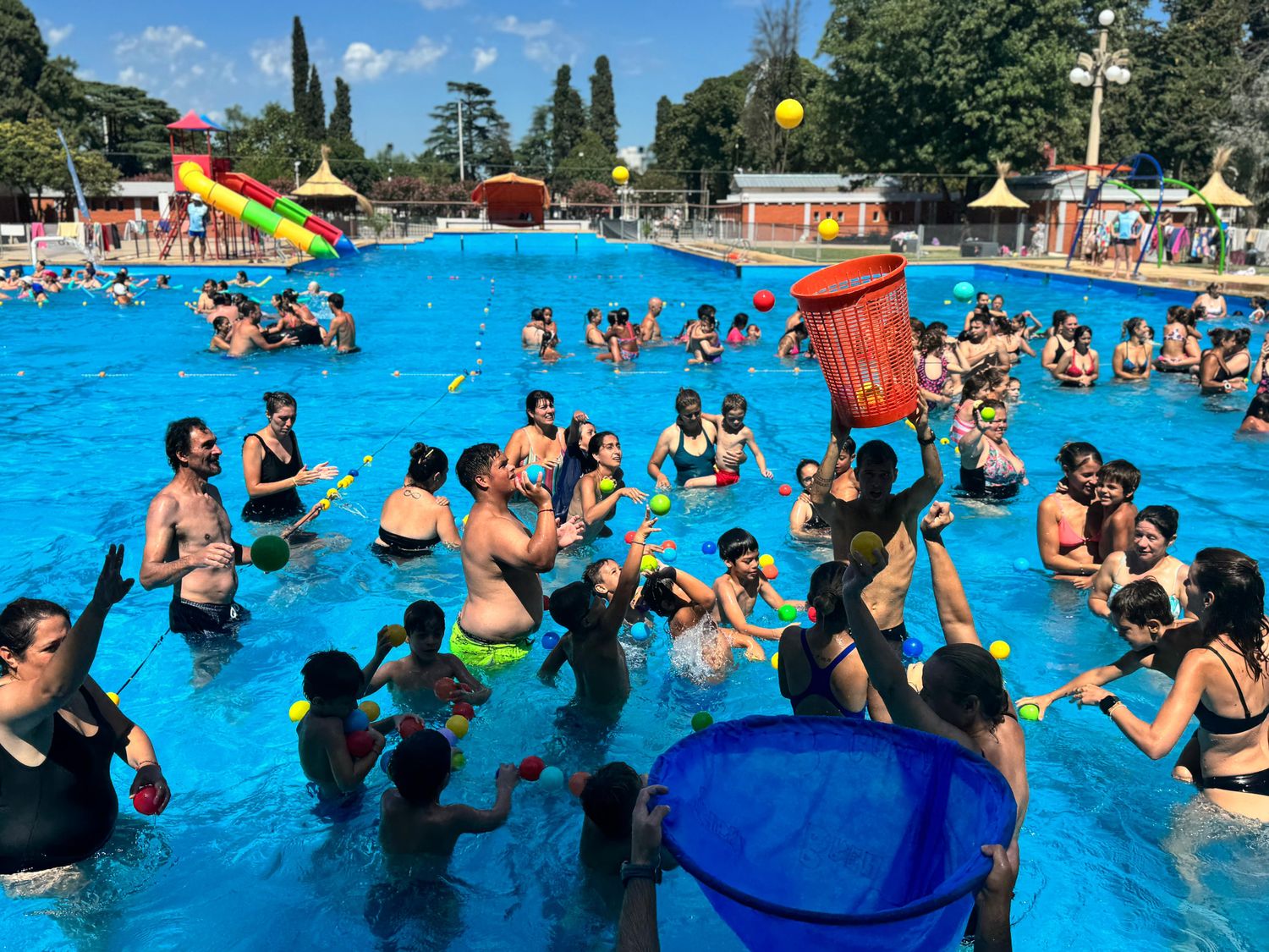 Colonia en familia