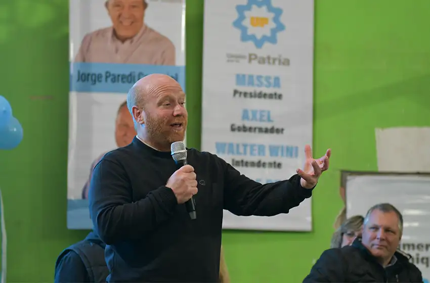 Mar Chiquita: Wini proyecta más obras para "seguir mejorando la vida de los vecinos"