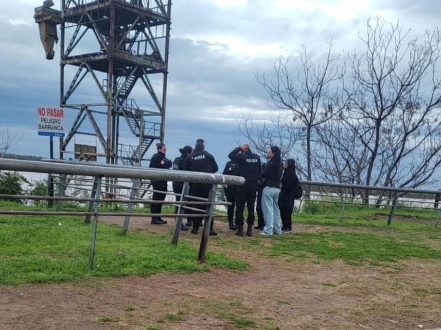 FOTO: Amplio despliegue en la zona del río