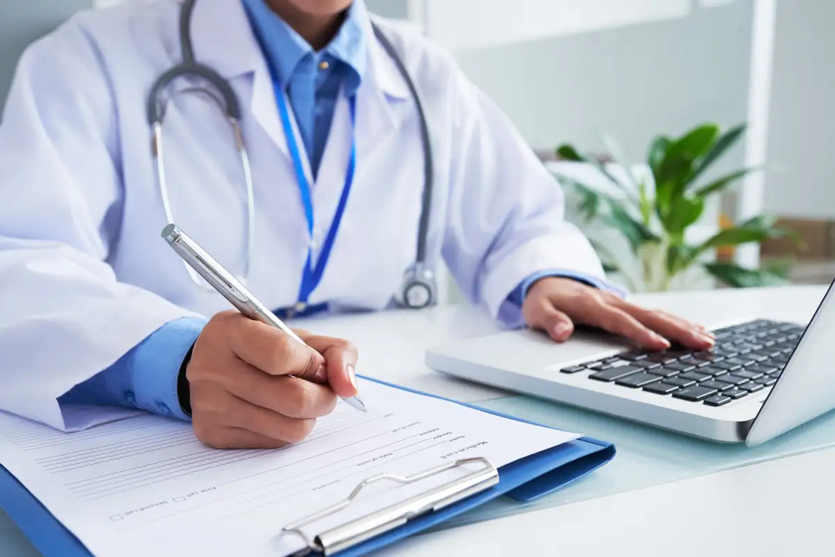 Buscan agilizar la recuperación de fondos del Sistema de Atención Médica Organizada (SAMO) a través de un esquema de regularización de deudas hospitalarias.
