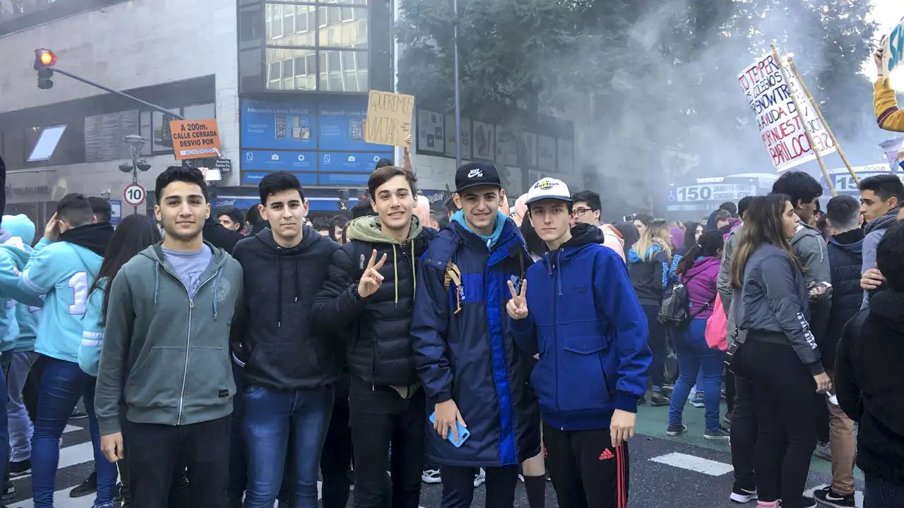 Tras la quiebra de Snow Travel, concentración frente a Turismo