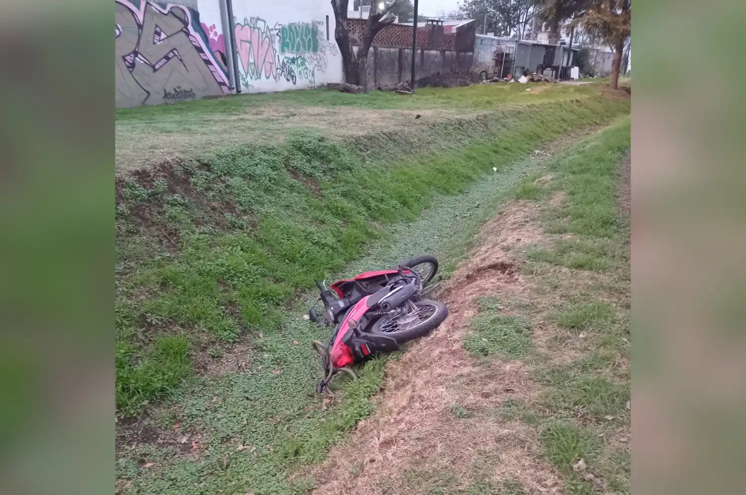 Recuperaron una moto robada: apareció abandonada en Storni y la ciclovía