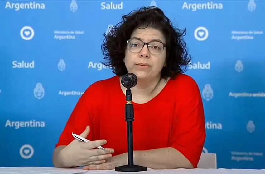 Vizzotti: «Hay que llegar al otoño con la población vacunada con dos dosis y refuerzo»