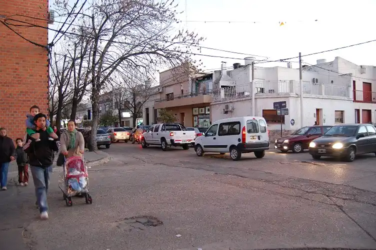 Tarde fresca y nublada, mañana descenderá la temperatura 