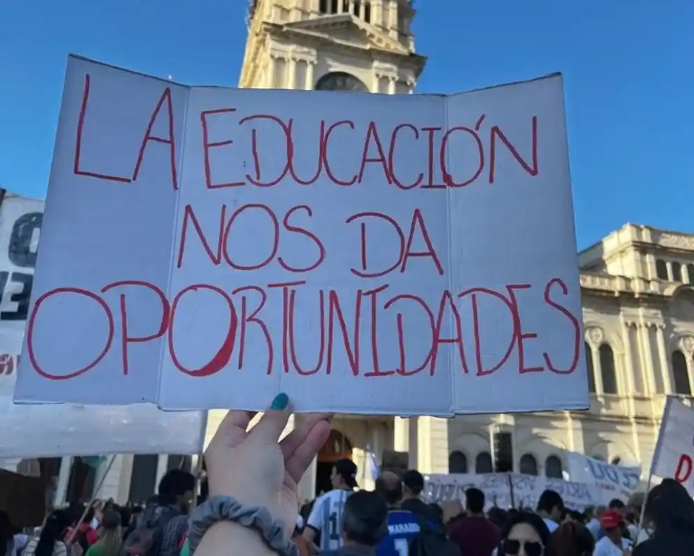 La dirigencia entrerriana se pronunció en defensa de la universidad pública