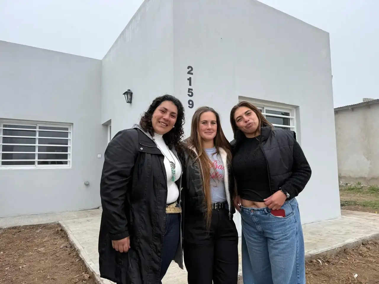 Milagros, Sol y Cinthya. Las tres vecinas que lograron tener su vivienda propia mediante el Programa de Autoconstrucción.