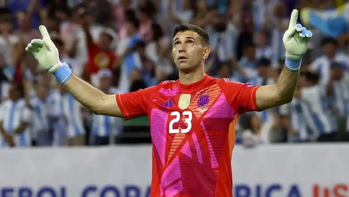 ¡Grande, Dibu! Argentina venció a Ecuador por penales y se metió en semifinales