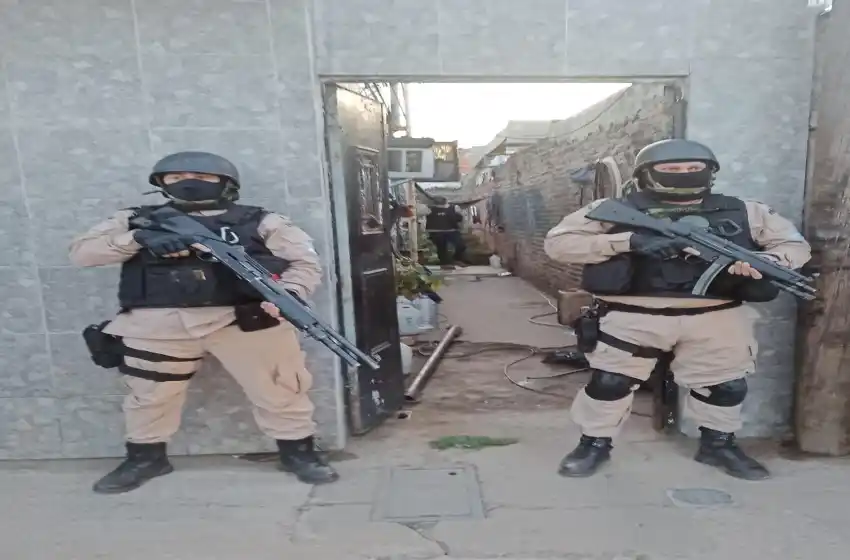 Lucha contra el narcotráfico: importante operativo en Rosario de Prefectura