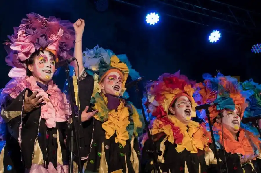 "Le pegó como venía" se presenta este viernes y sábado en el Galpón del Arte. Foto: Gentileza.