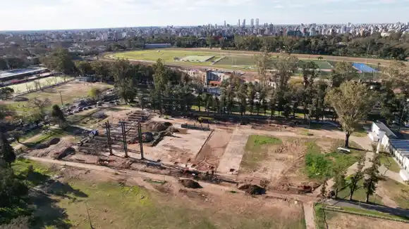 Comienza el montaje de la estructura metálica del nuevo Arena Rosario para los Juegos Suramericanos 2026