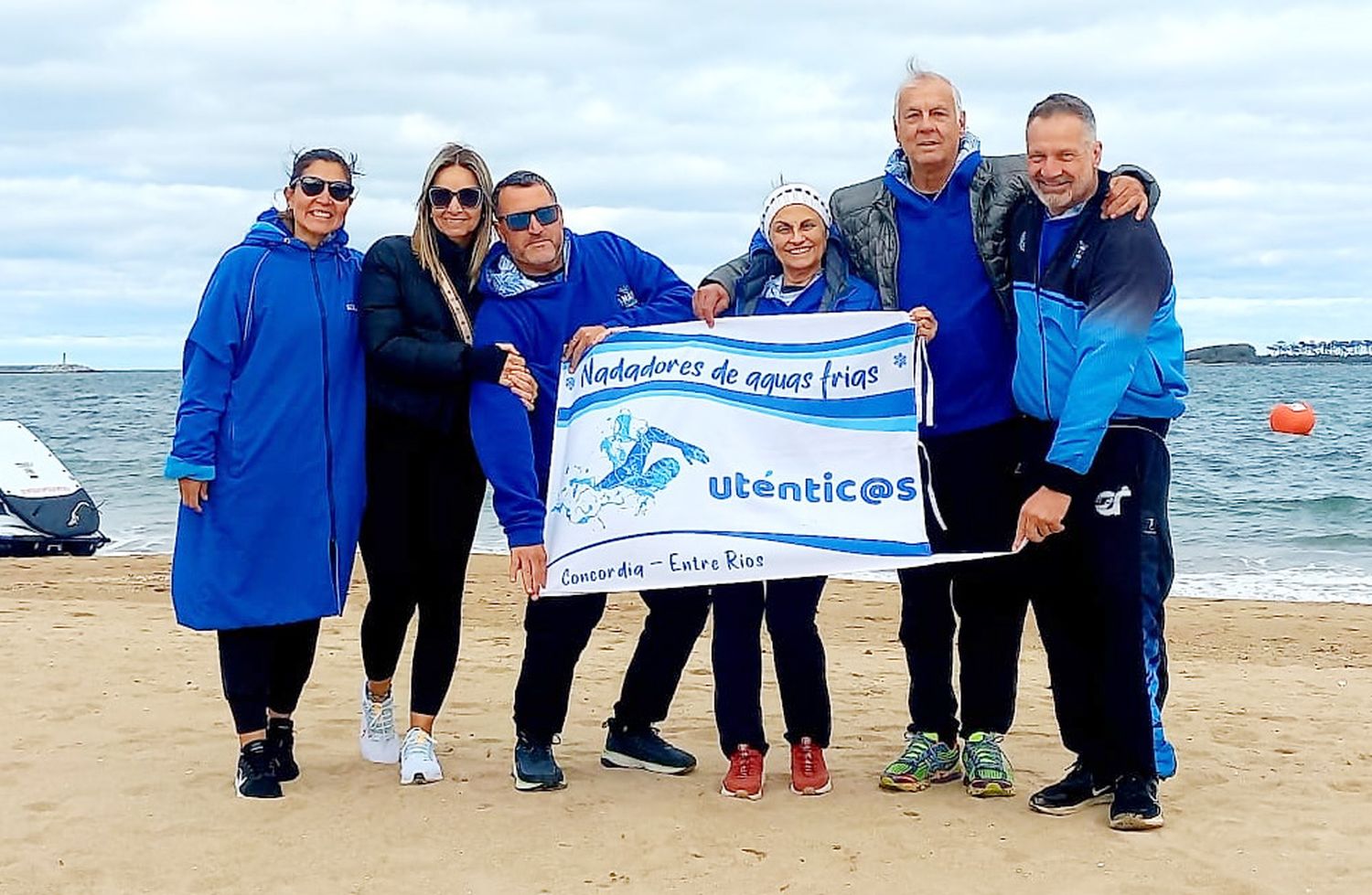 Nadadores de aguas frías de Concordia, se destacaron en Punta del Este