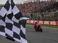 Marc Marquez se quedó con el triunfo en Assen.