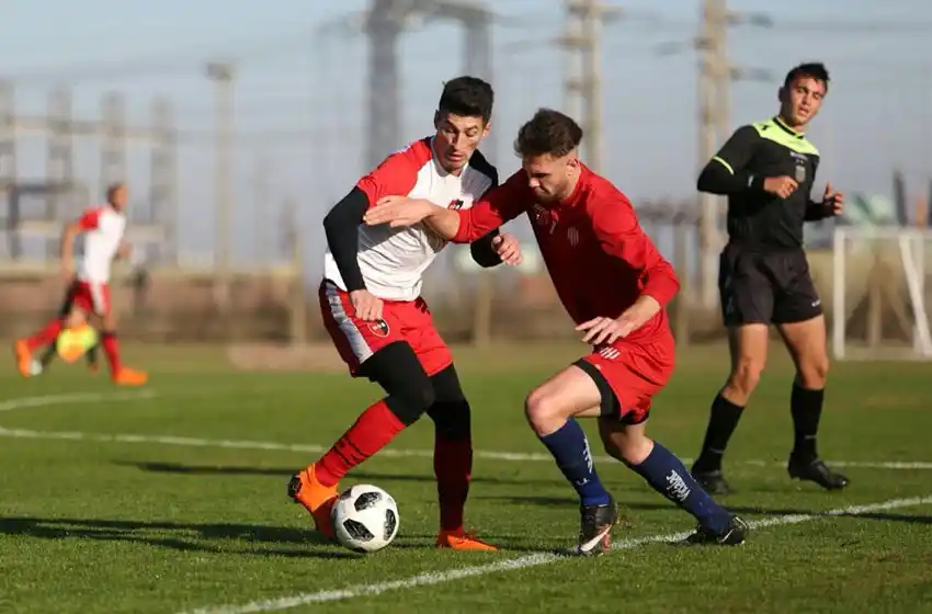 Un Newell’s plagado de suplentes empató con Unión