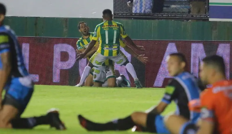 Aldosivi festeja el ascenso