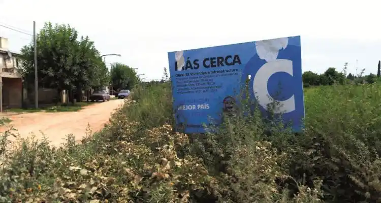 > Barrio trunco