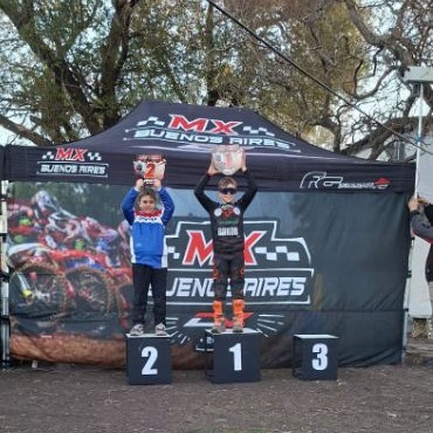 Fermín Gómez vuelve a brillar en la escena nacional del motocross
