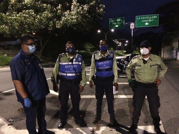 Chacao permanece cerrado: «solo pueden entrar personas con salvoconducto»
