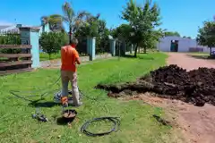 Avanza la conexión de red de agua en el barrio Ahoniken