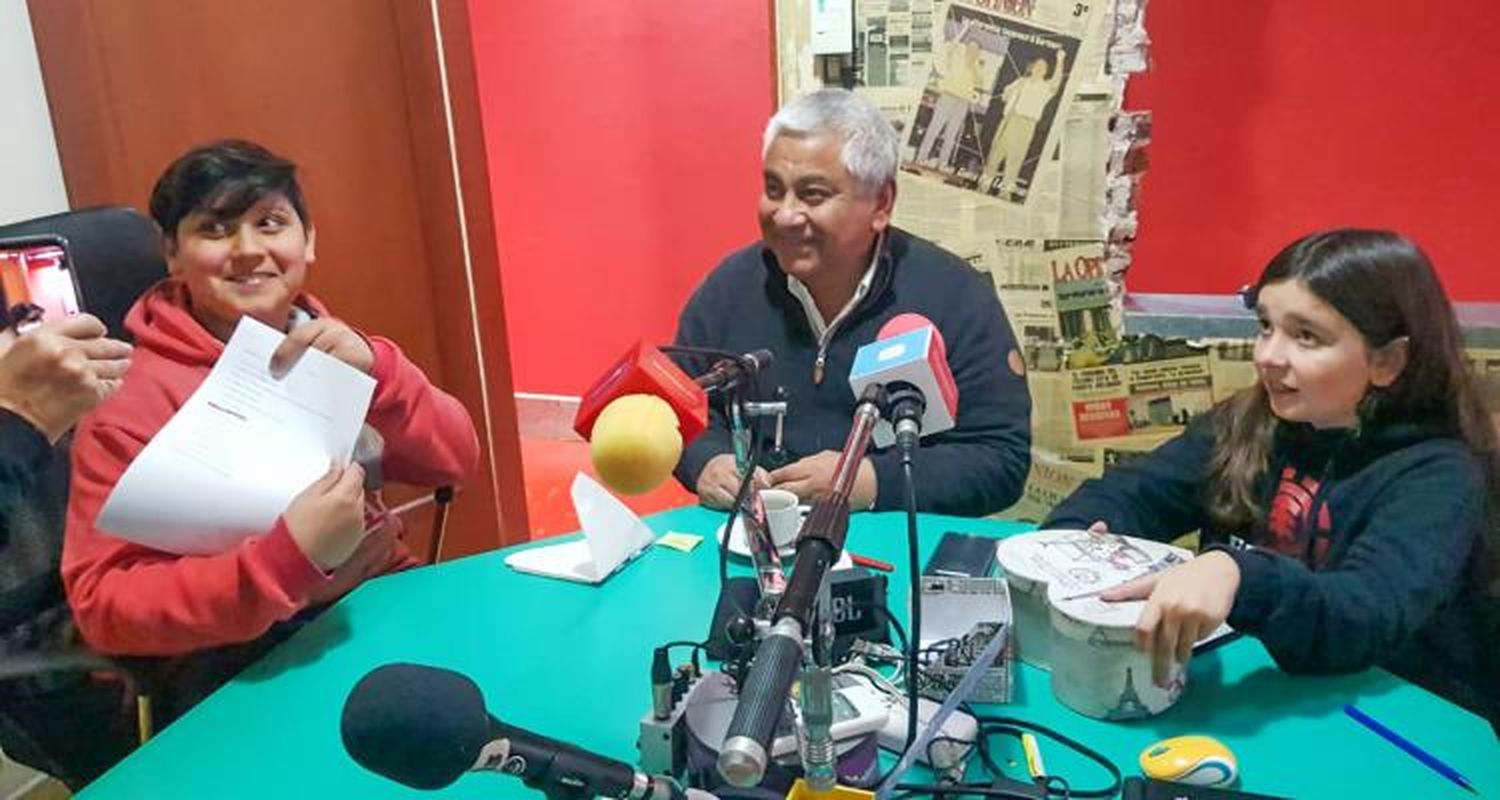 Las preguntas de Ángel y Juanita