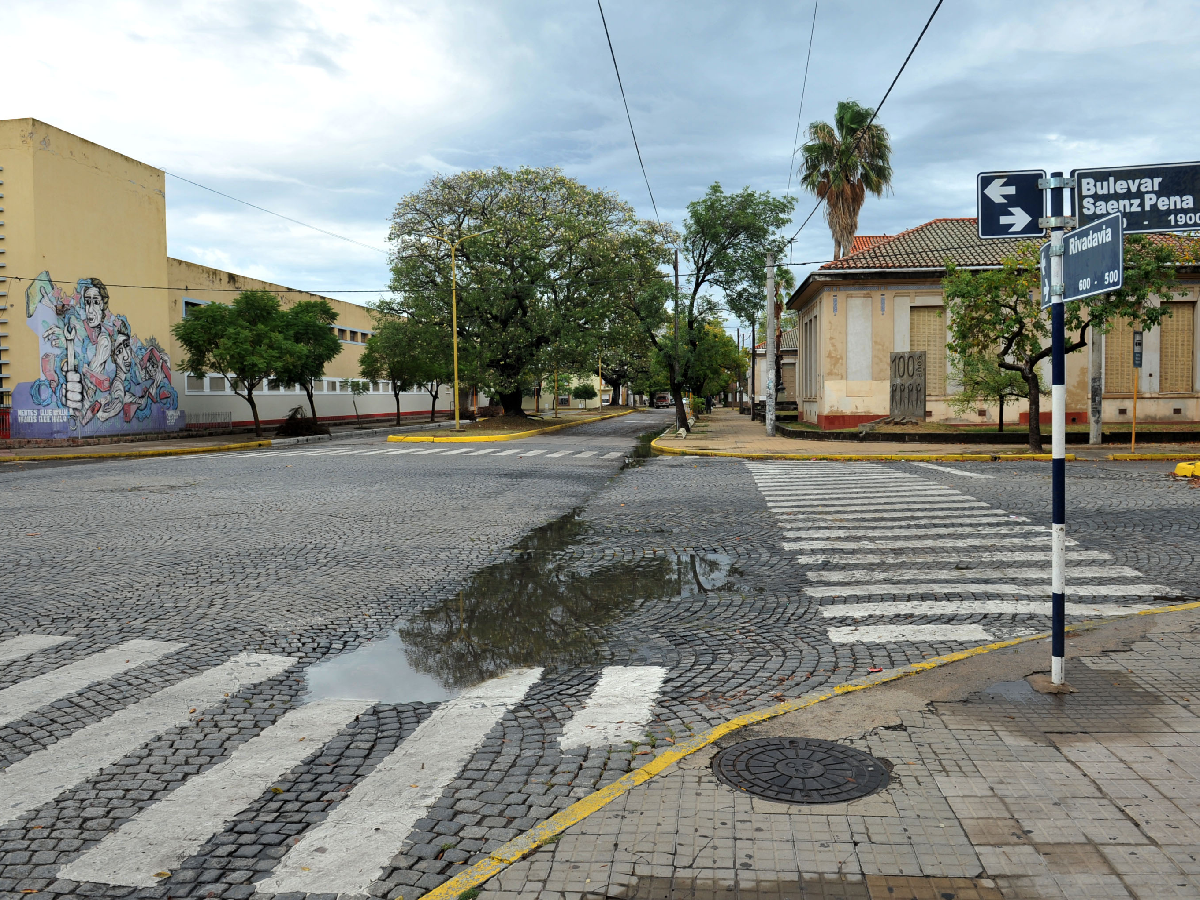 Estudiantes del Ipet 50 siguen reclamando el semáforo 