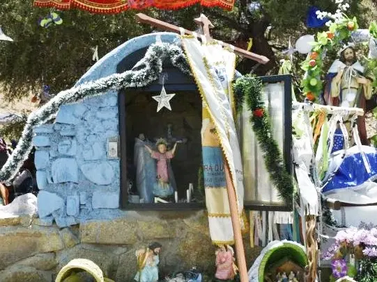 Bajo la sombra del churqui, la Puna celebró el 27º Encuentro de Pesebres Rurales