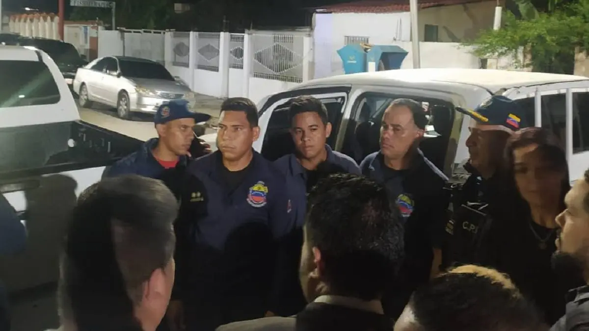 Liberan a los 4 funcionarios de la PNB retenidos en centro de detenciones de La Morita
