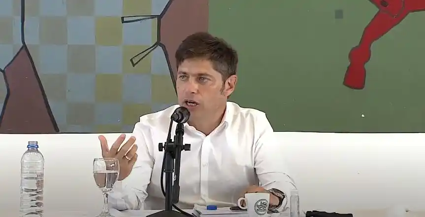 Kicillof en Mar Chiquita: "En su gran mayoría se está cumpliendo los protocolos, queremos sostener la temporada"