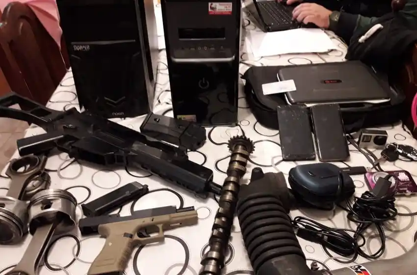 Picadas ilegales: detienen a ocho personas tras múltiples allanamientos