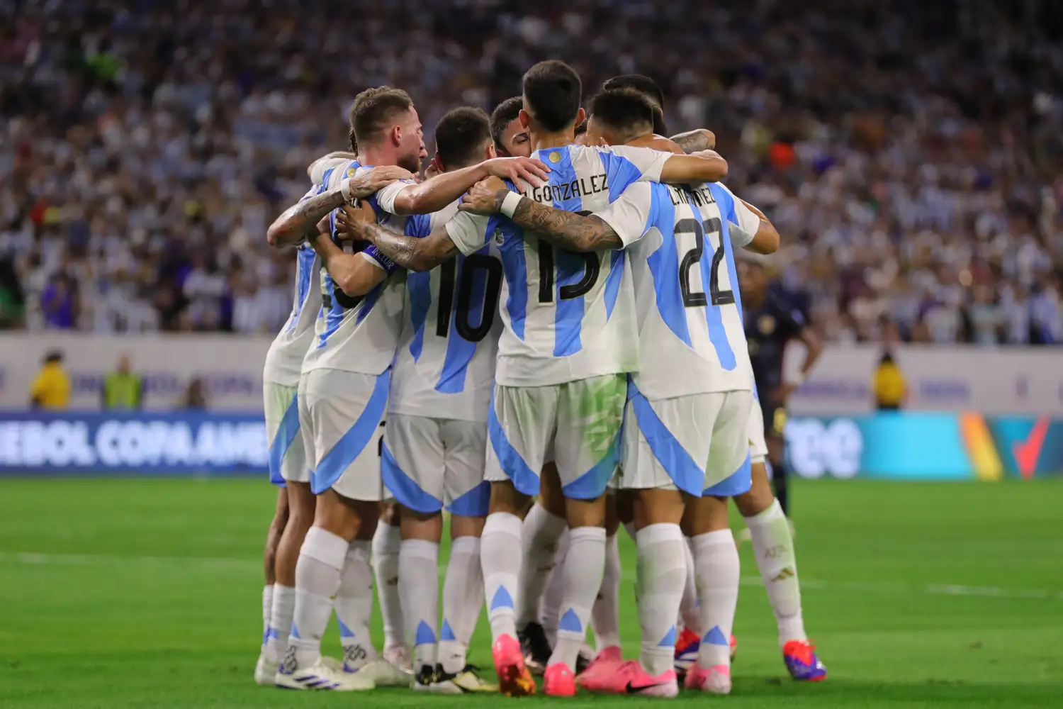 El actual campeón del mundo enfrentará a la aguerrida Colombia en un duelo épico por el trofeo