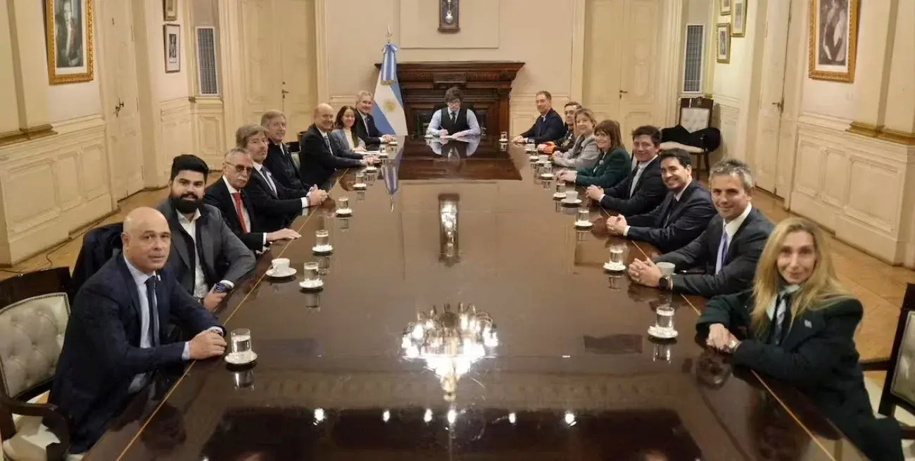 Milei volvió a la Casa Rosada y encabezó una reunión de Gabinete con foco en la economía y la agenda legislativa