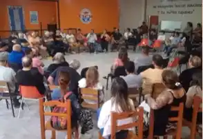 Se suman rechazos al DNU: conformaron la Multisectorial Tandil en Defensa del Pueblo y de la Patria