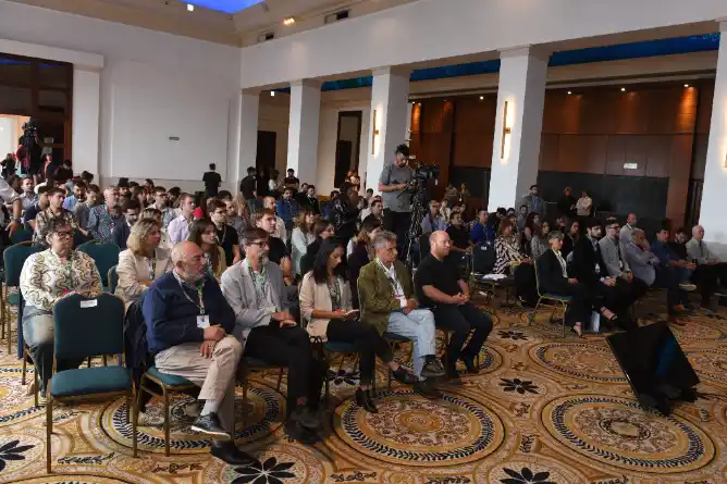 Leandro Bordalecou participó de la III Jornada de Economía para el Desarrollo junto a jefes comunales de diferentes distritos provinciales