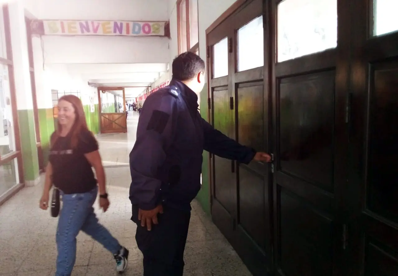 Cierran los comicios: votó el 74 % del padrón, informó la Cámara Electoral