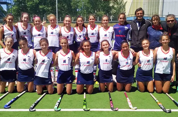 Del Valle se colgó el bronce en el Regional de hockey