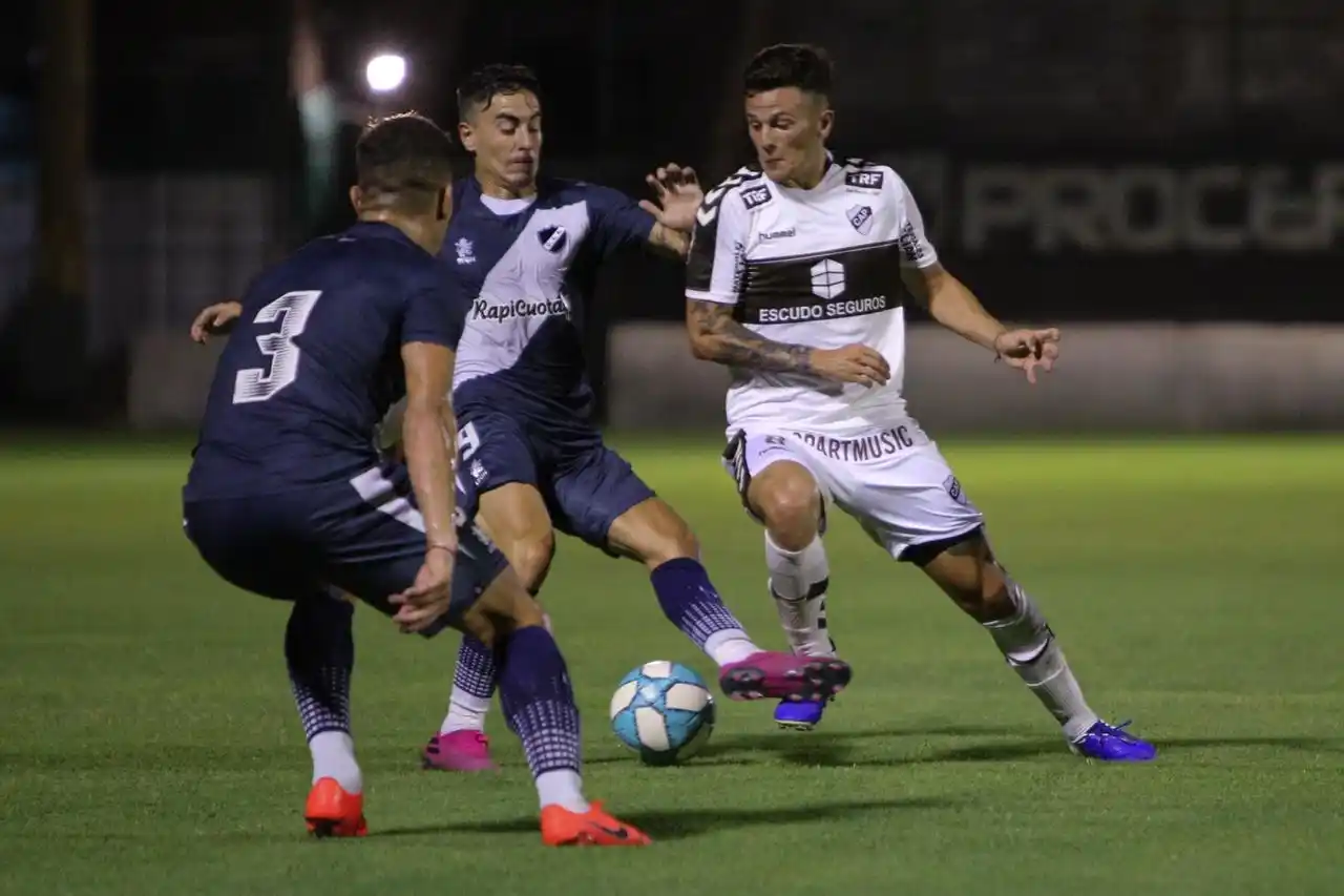 Triunfazo de Alvarado en Vicente López