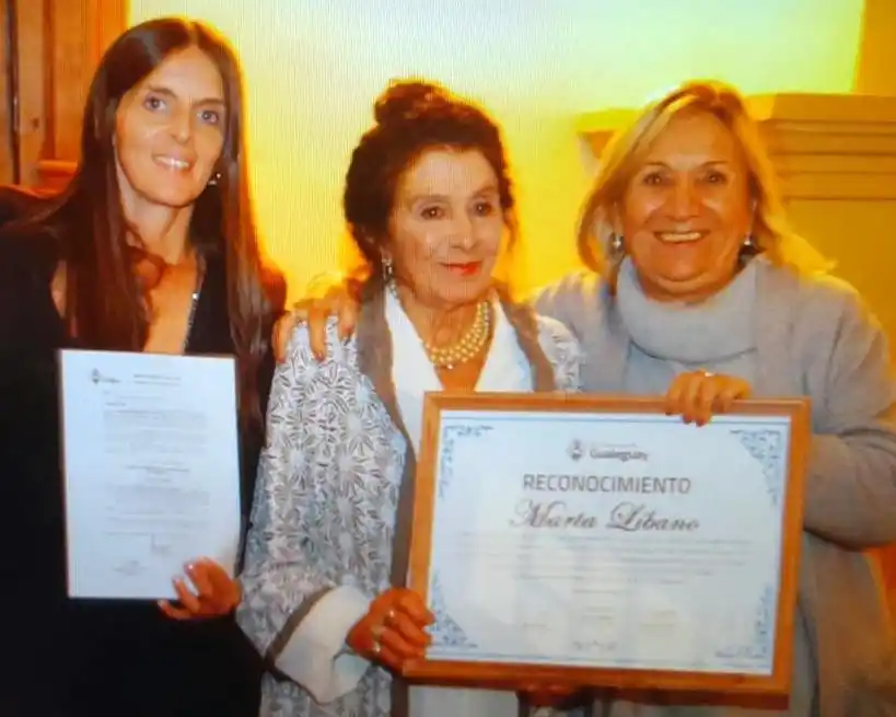 Muestra de la artista Marta Líbano.-