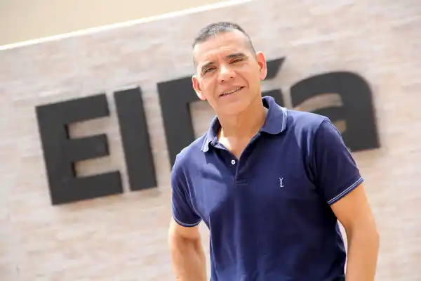 Luis Recalde: “La mejor manera de hacer docencia es el ejemplo”