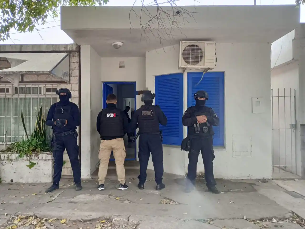 Atraparon a “Chamamé” en Sunchales: lo buscaban por un robo y terminó “tras las rejas” por microtráfico