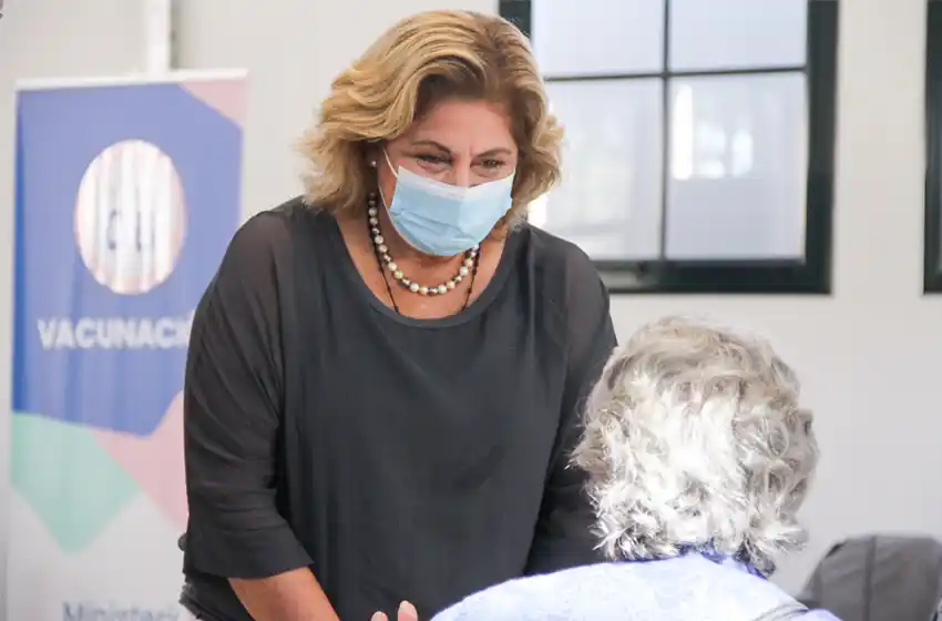 «Al día de hoy no tenemos nadie que haya pasado los 3 meses y no tenga la segunda vacuna»