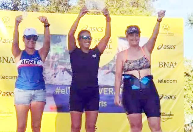 Buena actuación de Agostini y Santoro en el triatlón de Azul