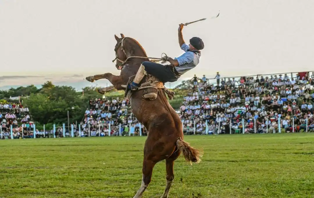 El escenario “Carlos Santa María” presentó un variado repertorio de melodías entrerrianas