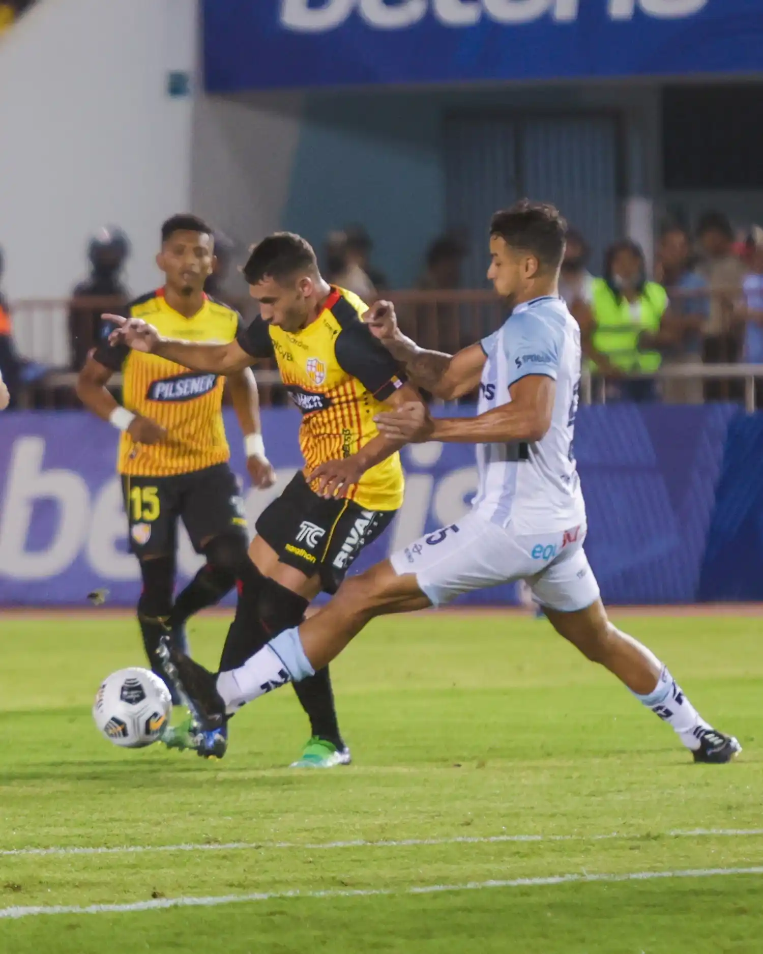 Emmanuel Martínez, tandilense de Barcelona.
