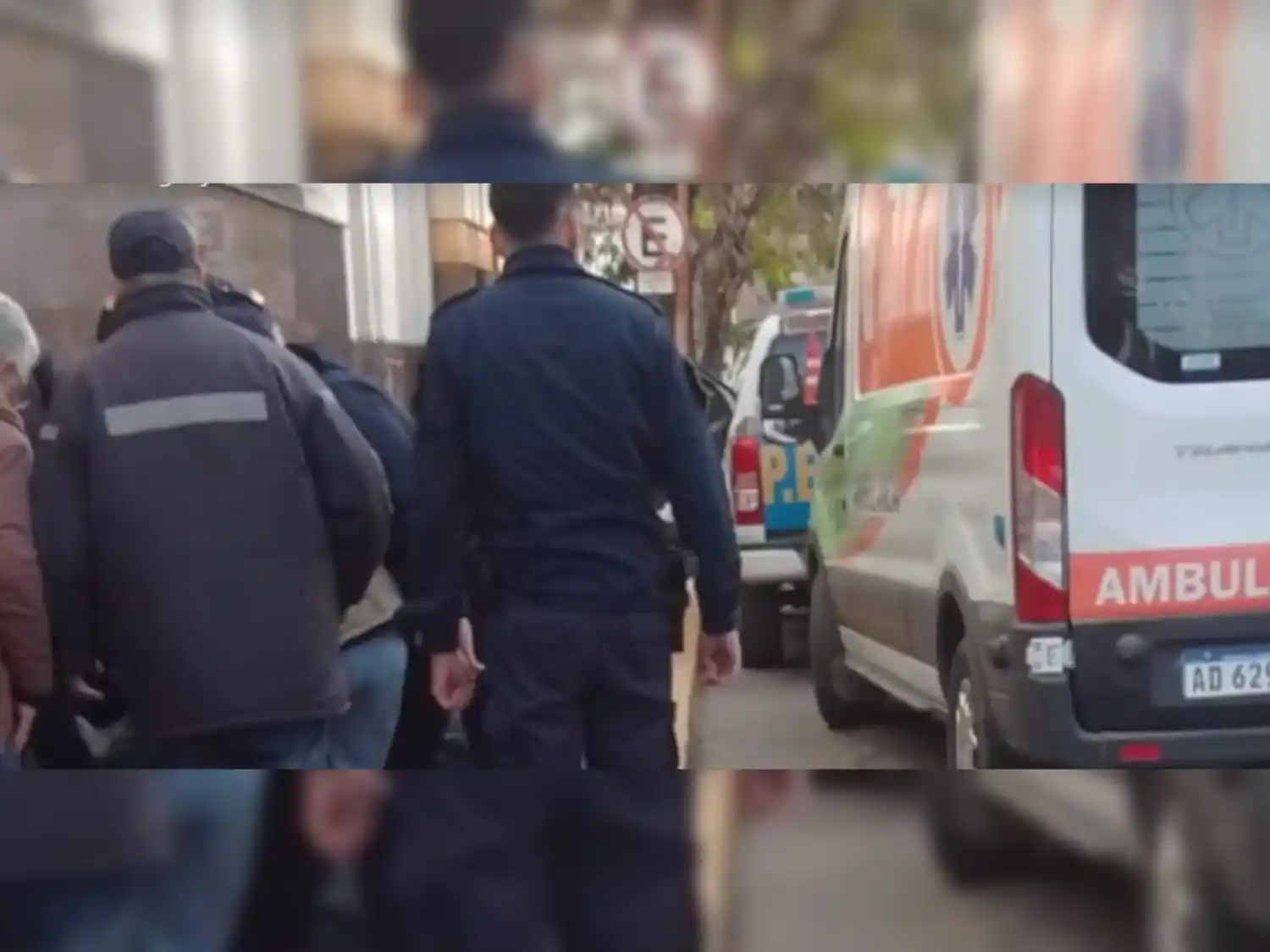 Un hombre se desmayó en la semipeatonal de Gualeguaychú y terminó muriendo en el Hospital Centenario