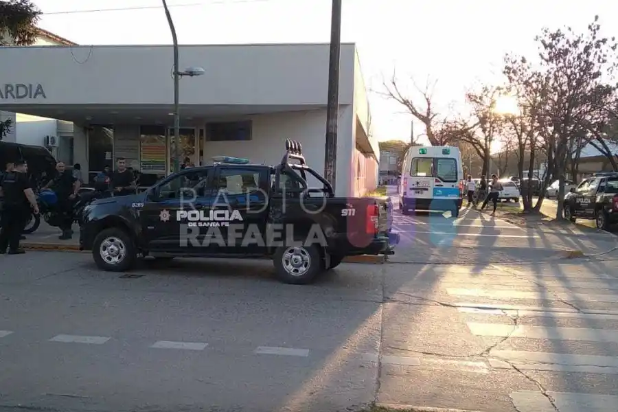 Amplio operativo para trasladar de urgencia al hospital de Rafaela de un joven que casi pierde la vida