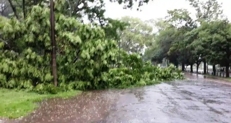 Alerta por “tormentas fuertes”